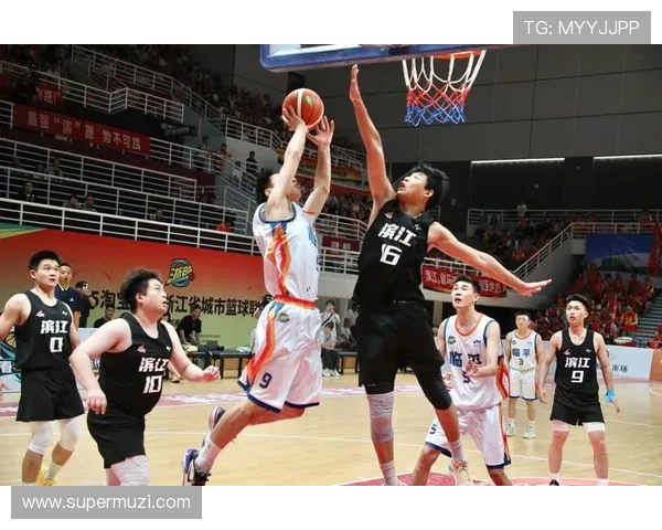 杭州篮球队在邀请赛中的灵活性表现分析与战术探讨