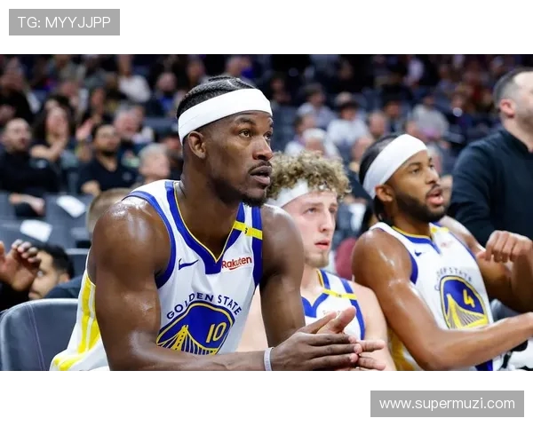 湖人勇士历史交手回顾与分析揭示两队对决的精彩瞬间与战术演变 湖人勇士历史交手回顾与分析揭示两队对决的精彩瞬间与战术演变