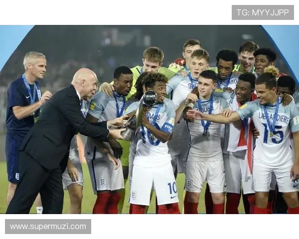 福登的崛起之路:从青训小将到英超明星的辉煌历程 福登的崛起之路:从青训小将到英超明星的辉煌历程