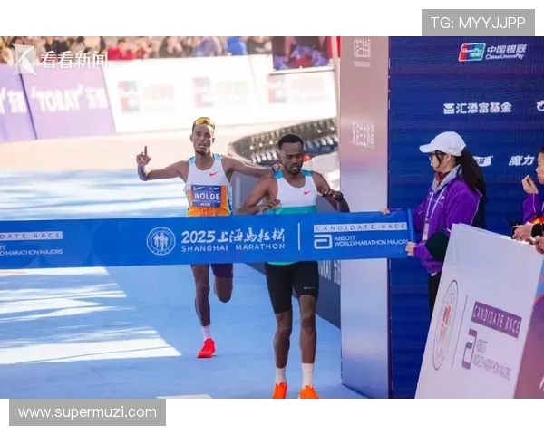 上海极限运动队在马拉松大满贯中的默契配合与精彩表现分析 上海极限运动队在马拉松大满贯中的默契配合与精彩表现分析